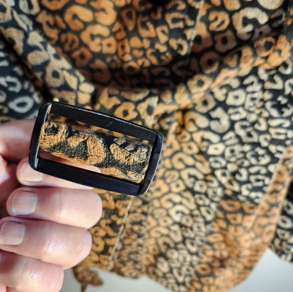 Outerwear by Lisa Leopard Print Women's Coat Dbl Breasted Lined Sz L - Picture 6 of 10